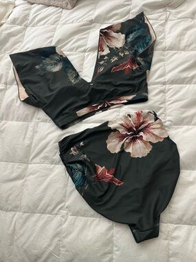 Albion dark green  Floral Two-Piece Bikini Set